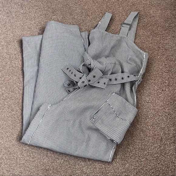 Urban Outfitters Jumpsuit - Picture 1 of 7
